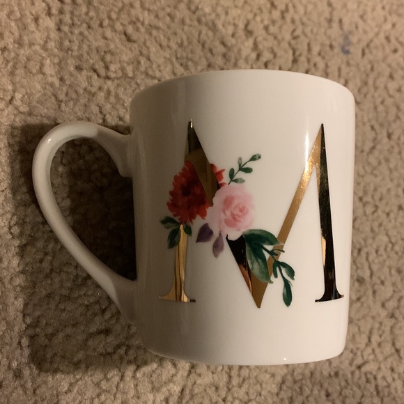 Letter M Mug - Picture 2 of 4